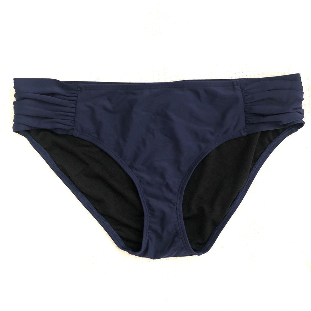 🌺 Ocean Blues Navy Blue Ruched Bikini Bottom